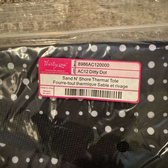 Thirty One Sand N’ Shore Thermal Tote Ditty Dot NEW - Picture 7 of 7